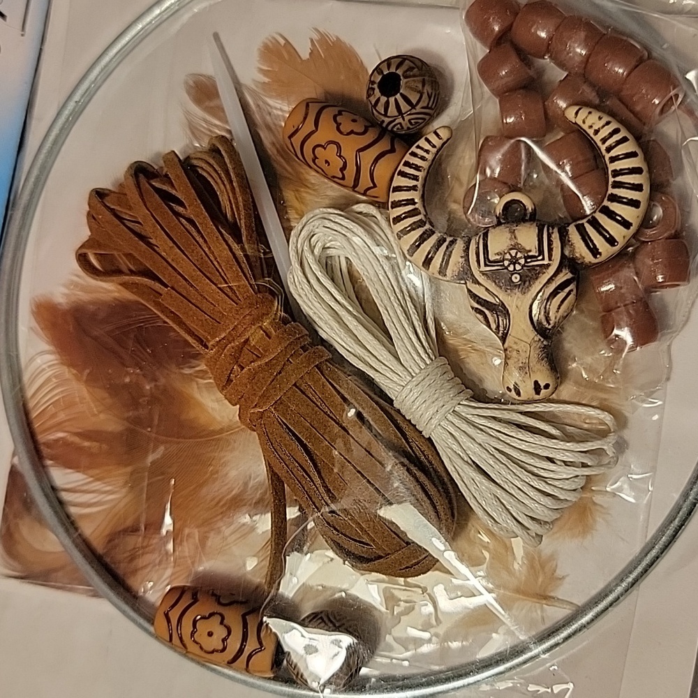 💚 (2) New DREAMCATCHER Making Kits - Picture 2 of 3